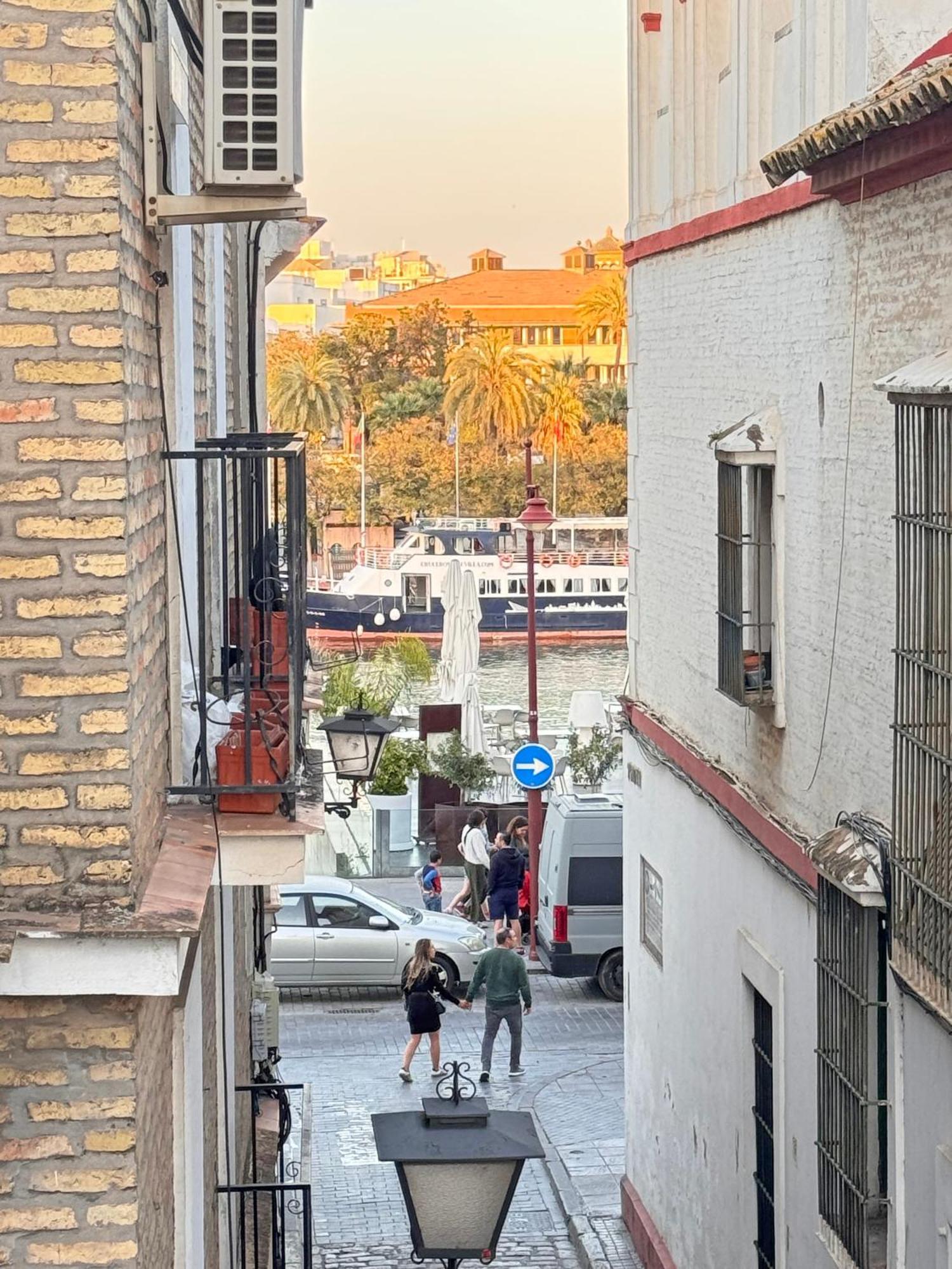 Apartamento Luminoso Centrico Triana Sevilla